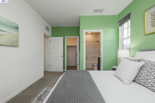 2891 Reyva Dhillon Ln, Tracy, CA 95377