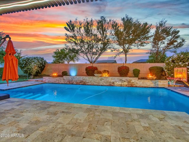 18216 W MONTECITO Avenue, Goodyear, AZ 85395