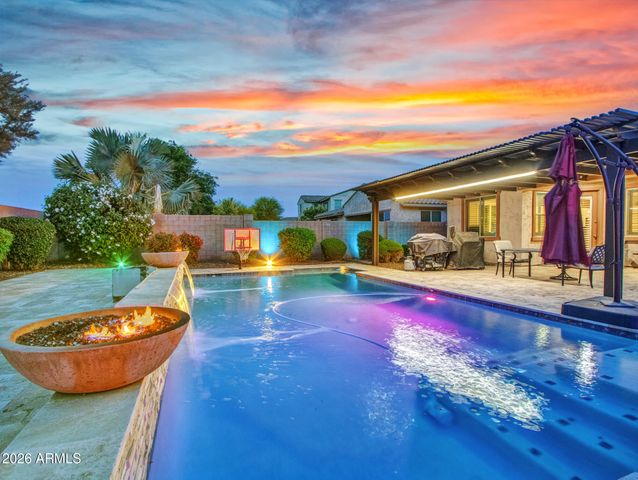 18216 W MONTECITO Avenue, Goodyear, AZ 85395