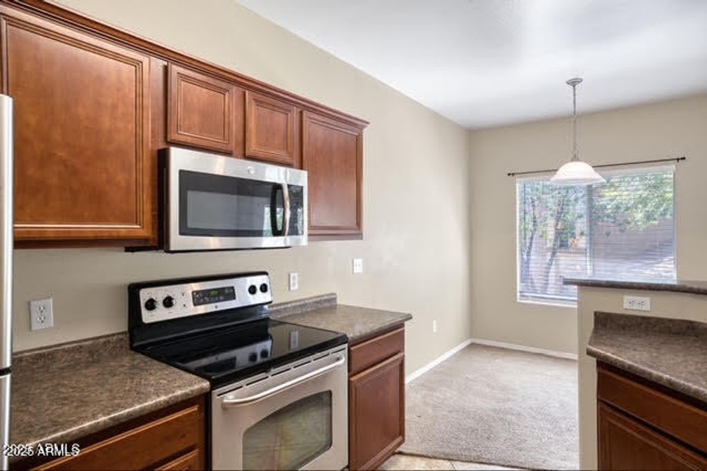 17017 N 12TH Street 2017, Phoenix, AZ 85022