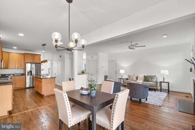 2353 CONIFER LN, Falls Church, VA 22046