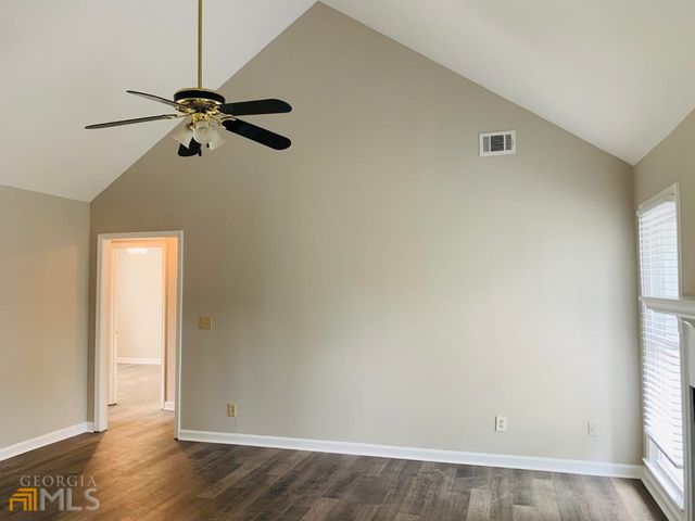 61 Garden Hills Drive, Newnan, GA 30263