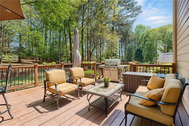 109 Grand Avenue, Suwanee, GA 30024