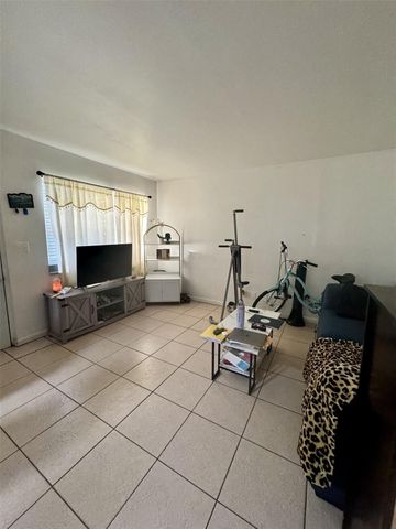 101 NE 41st St 17A, Oakland Park, FL 33334