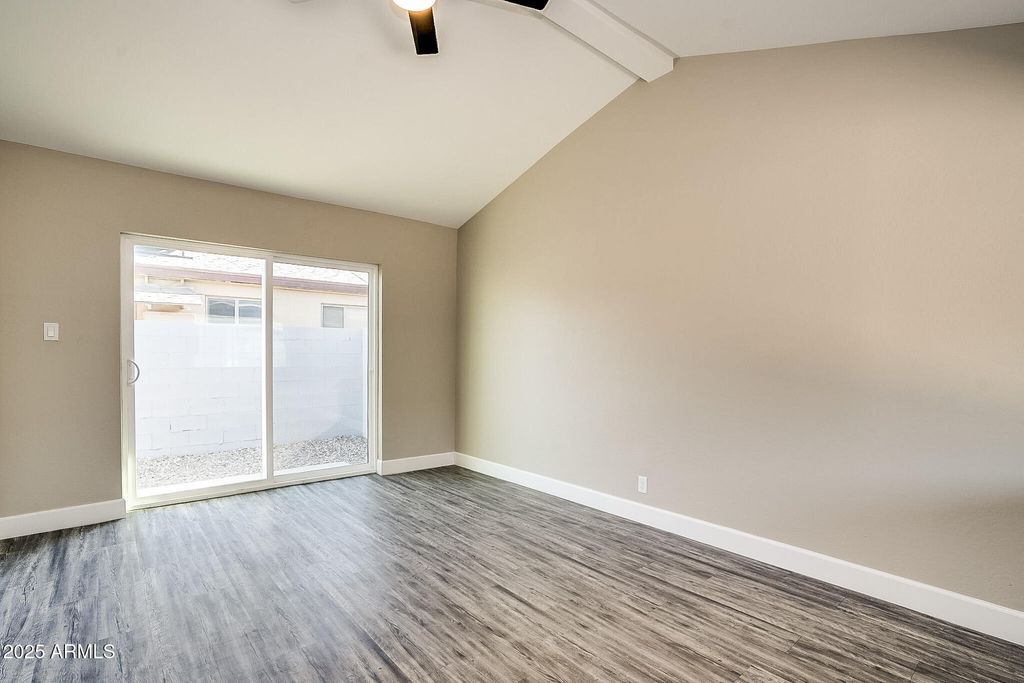 Image 20 of property listing at 211 S Doran --, Mesa, AZ 85204
