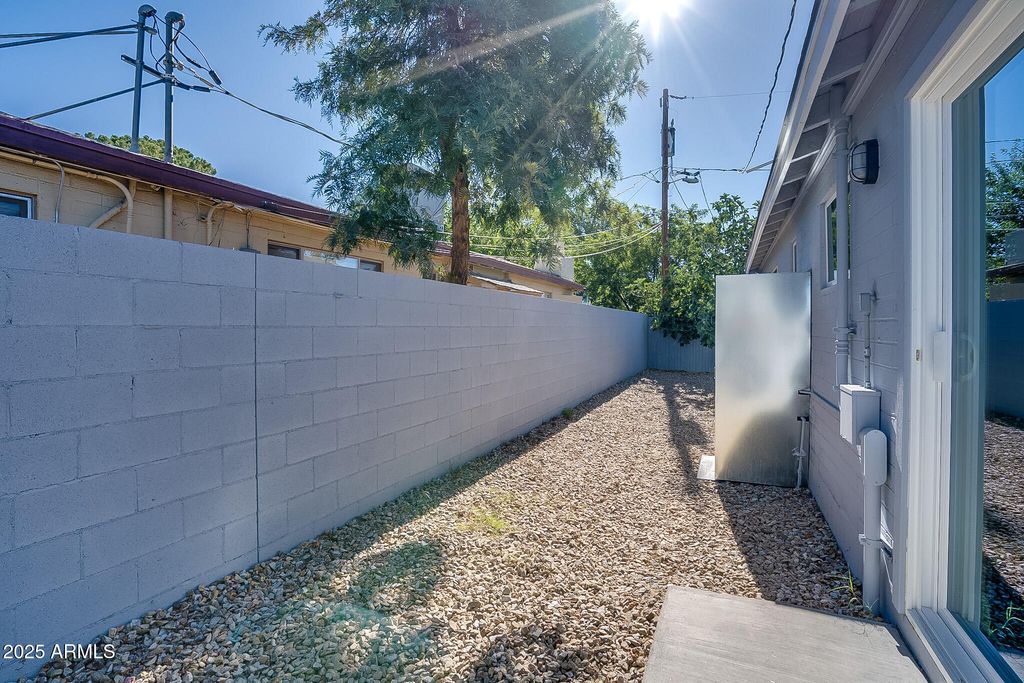 Image 35 of property listing at 211 S Doran --, Mesa, AZ 85204