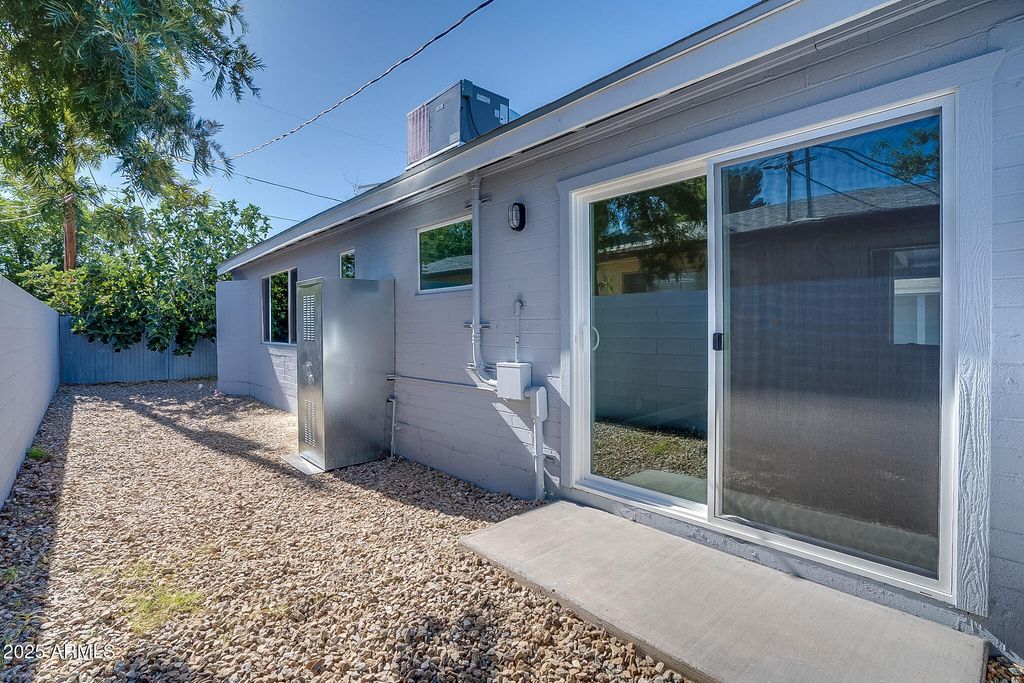 Image 36 of property listing at 211 S Doran --, Mesa, AZ 85204