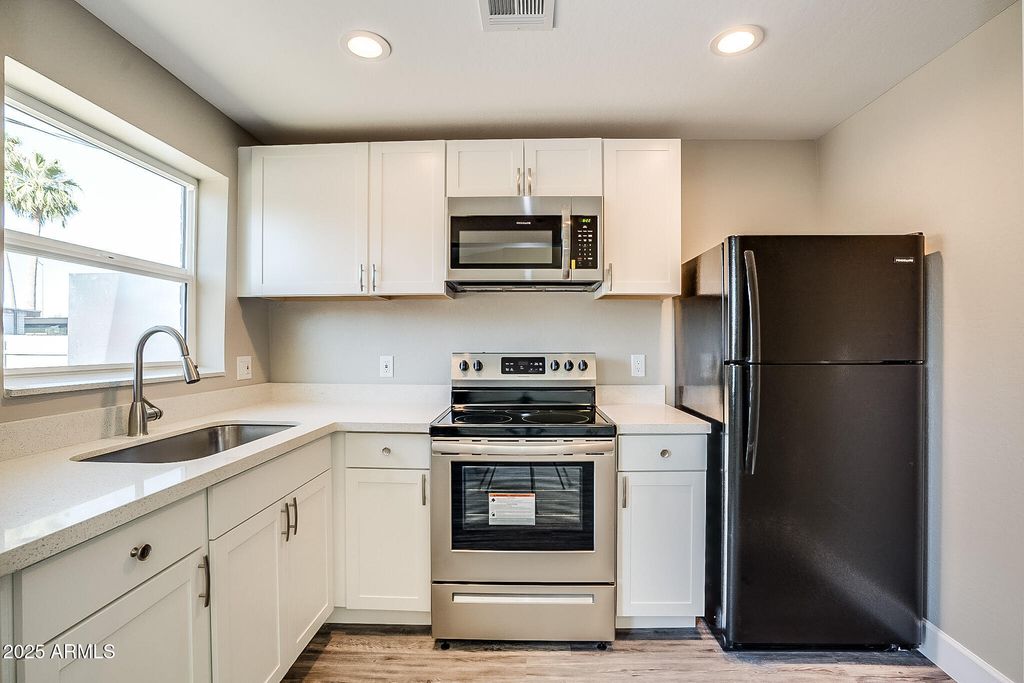 Image 43 of property listing at 211 S Doran --, Mesa, AZ 85204