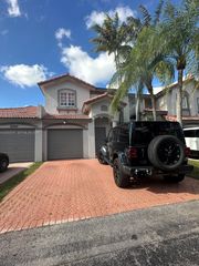 11521 NW 50th Ter, Doral, FL 33178