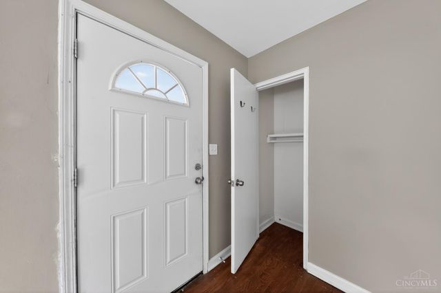 1600 Western Hills Lane, Green Twp, OH 45238