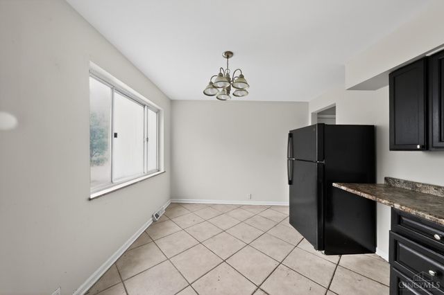 1600 Western Hills Lane, Green Twp, OH 45238