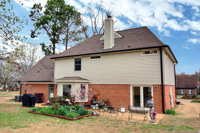 647 WINLAWN DR, Collierville, TN 38017