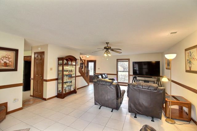 647 WINLAWN DR, Collierville, TN 38017