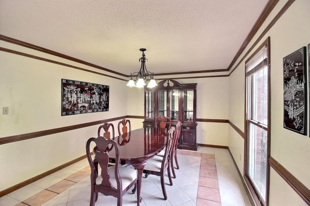 647 WINLAWN DR, Collierville, TN 38017