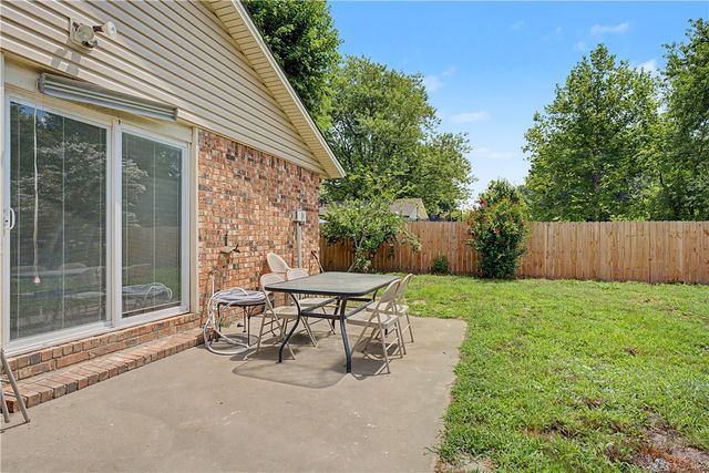301 Wright Avenue, Springdale, AR 72764