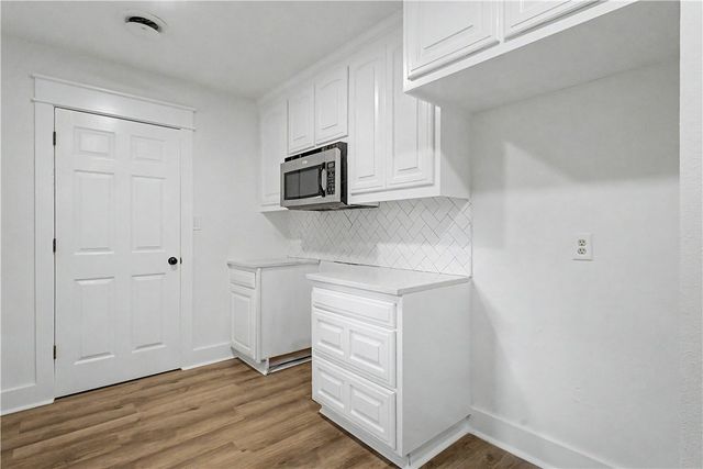 301 Wright Avenue, Springdale, AR 72764