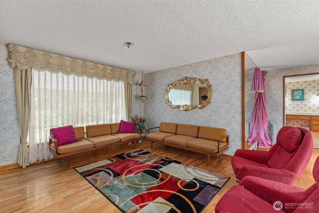 6353 School Street SW, Lakewood, WA 98499