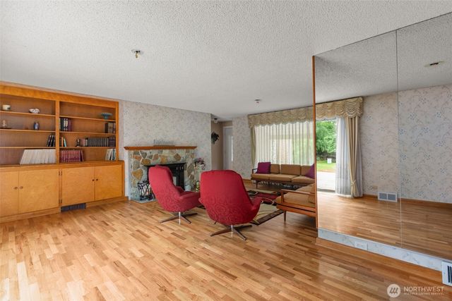 6353 School Street SW, Lakewood, WA 98499
