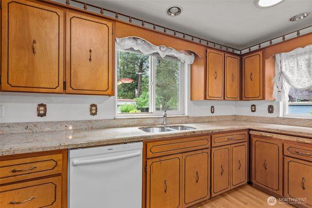 6353 School Street SW, Lakewood, WA 98499