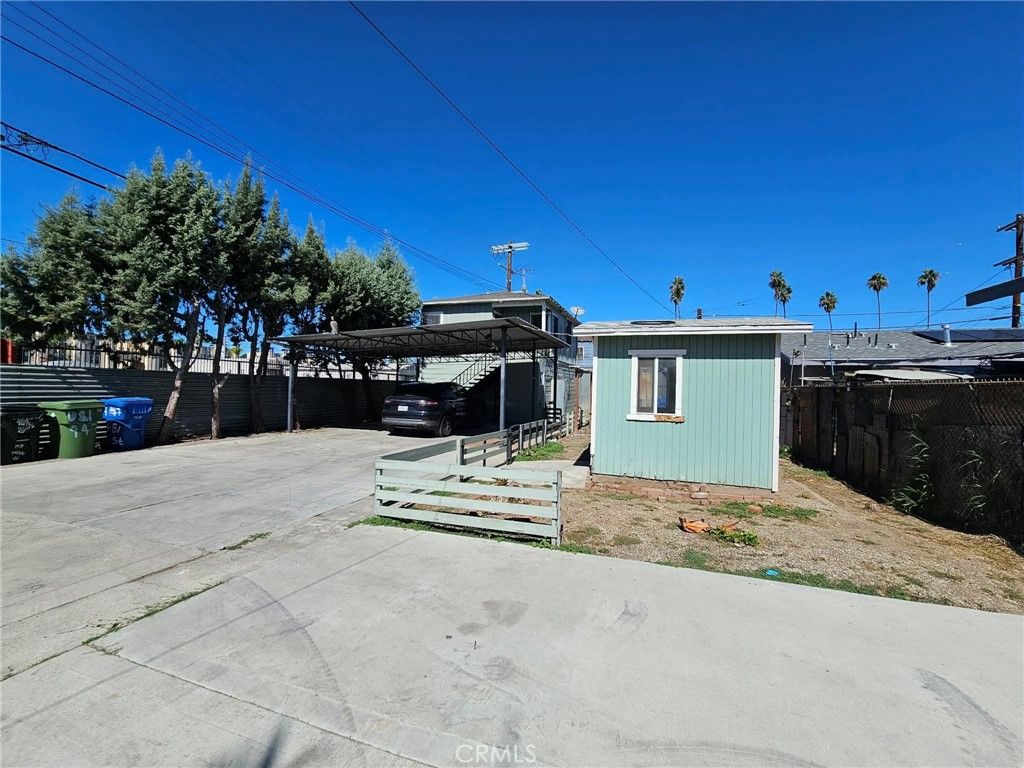 947 W 81st St, Los Angeles, CA 90044 — photo 4