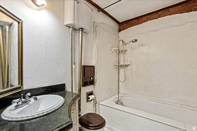 669 8TH AVE, Salt Lake City, UT 84103