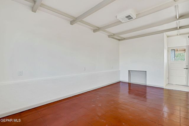 8332 Courtland Drive, El Paso, TX 79907