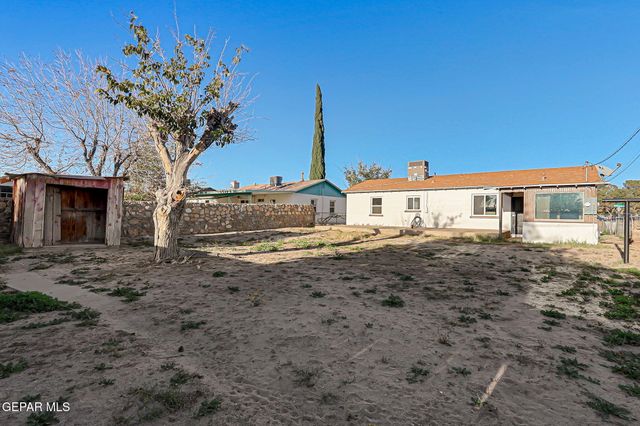 8332 Courtland Drive, El Paso, TX 79907