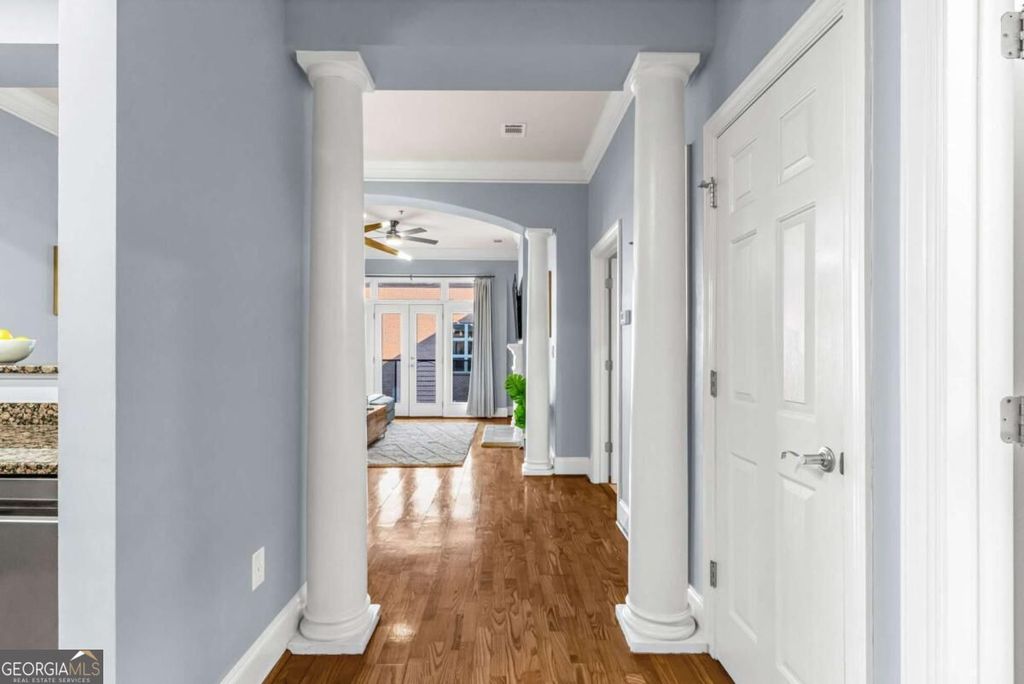 560 Dutch Valley Road NE 406, Atlanta, GA 30324 — photo 5