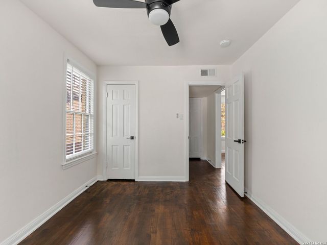 204 E Rosewood Ave Apt 1, San Antonio, TX 78212