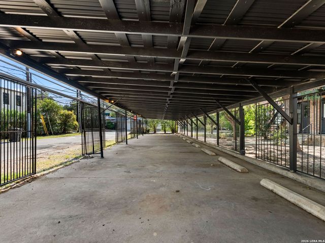 204 E Rosewood Ave Apt 1, San Antonio, TX 78212