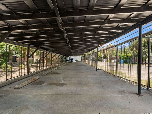204 E Rosewood Ave Apt 1, San Antonio, TX 78212