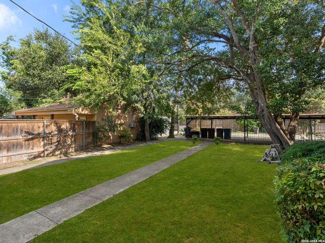 204 E Rosewood Ave Apt 1, San Antonio, TX 78212