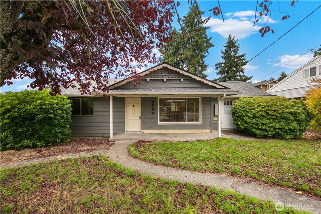 7709 29th Street W, University Place, WA 98466