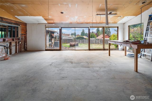 7709 29th Street W, University Place, WA 98466