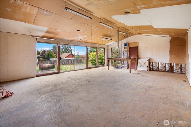 7709 29th Street W, University Place, WA 98466