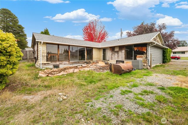 7709 29th Street W, University Place, WA 98466