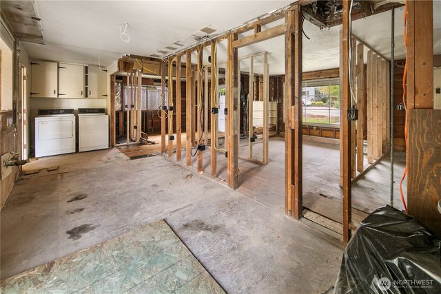 7709 29th Street W, University Place, WA 98466