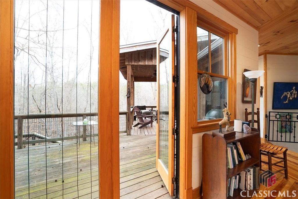 Image 12 of property listing at 1257 Seymour Road, Bowman, GA 30624