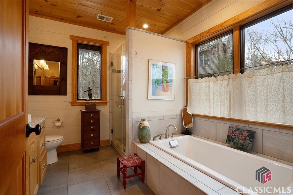 Image 19 of property listing at 1257 Seymour Road, Bowman, GA 30624