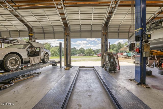 317 Highway 70 South, Rogersville, TN 37857