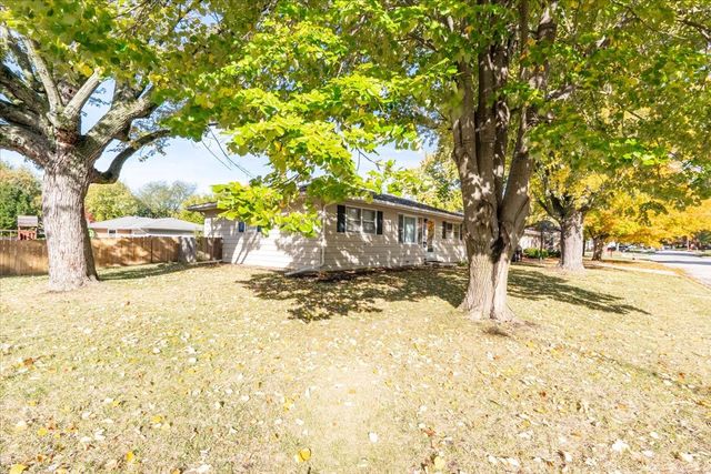 305 Highpoint Road, Normal, IL 61761