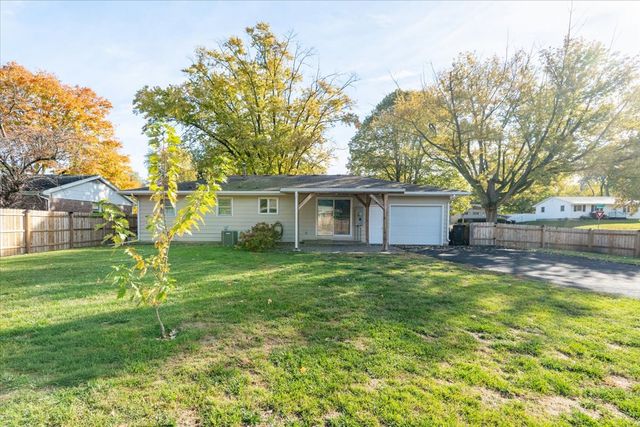 305 Highpoint Road, Normal, IL 61761