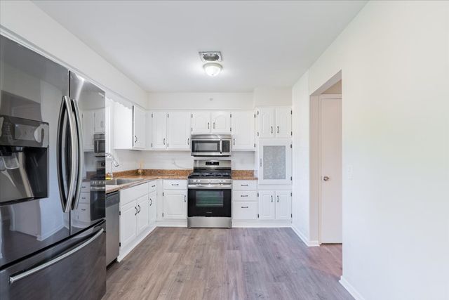 305 Highpoint Road, Normal, IL 61761