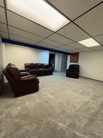 3267 Cathy Drive, Joliet, IL 60431