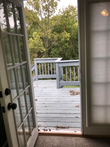109 Crystal Lake Drive, Covington, KY 41017