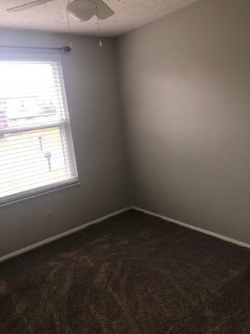 109 Crystal Lake Drive, Covington, KY 41017