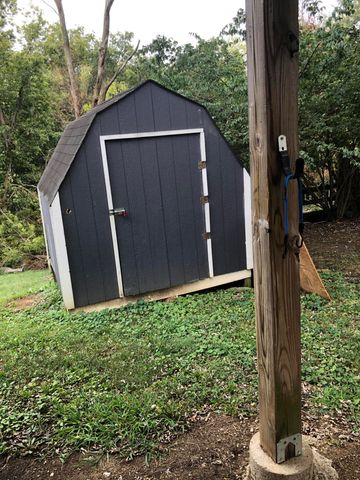 109 Crystal Lake Drive, Covington, KY 41017