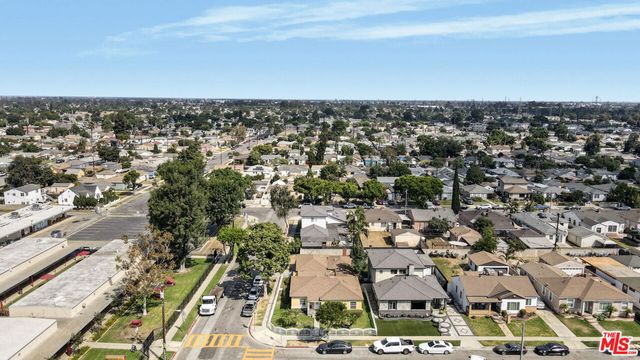 1300 S California Avenue, Compton, CA 90221