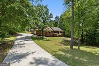 379 Clyde Court, Mcdonough, GA 30252
