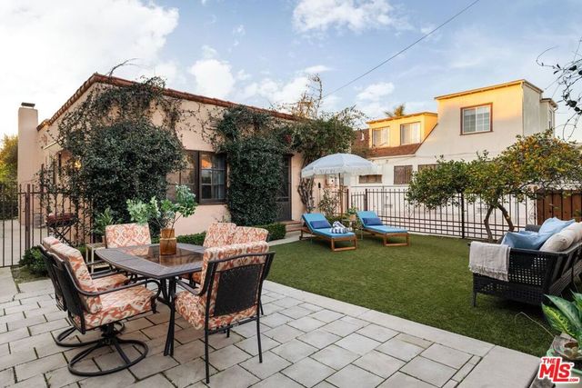 428 N Alta Vista Boulevard, Los Angeles, CA 90036